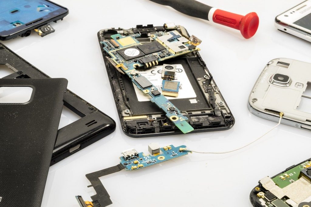 Handyreparatur Smartphone Reparatur - Foto Stoess Murnau