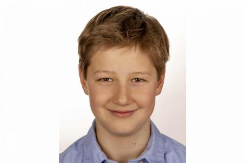 Vorbereitung für ein schoenes Passfoto - Biometrische Passbilder - Fotograf Murnau-1